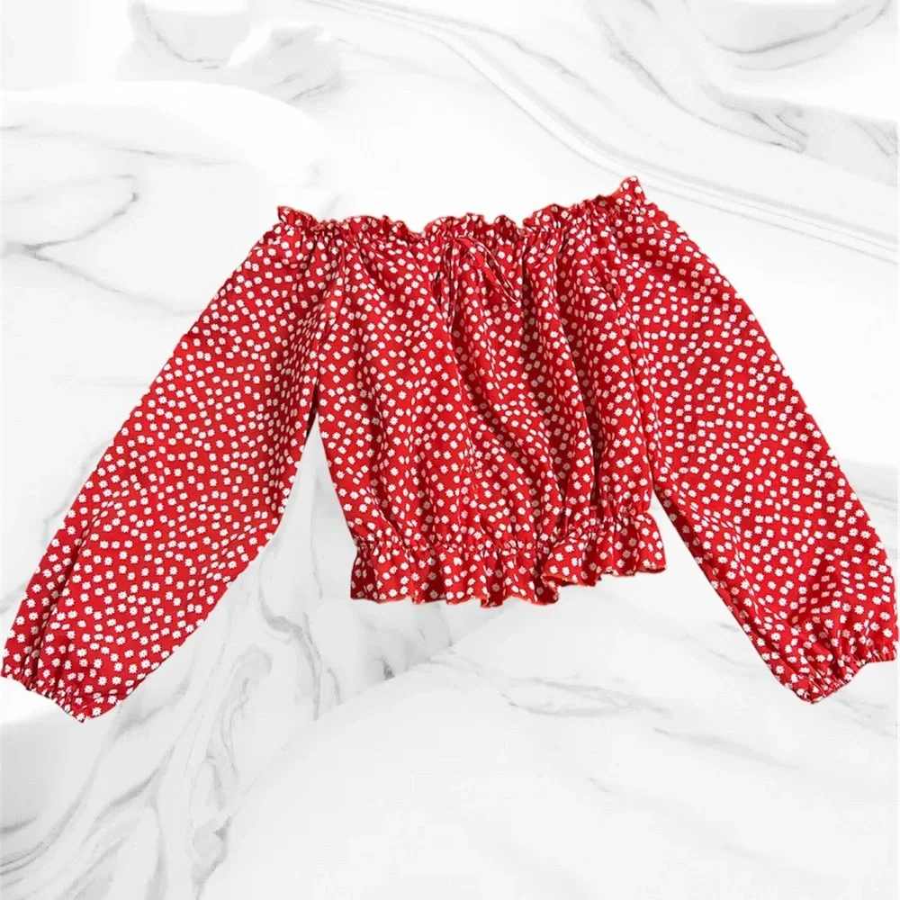 Red  Off-Shoulder Top flowers - Picture 2 of 4